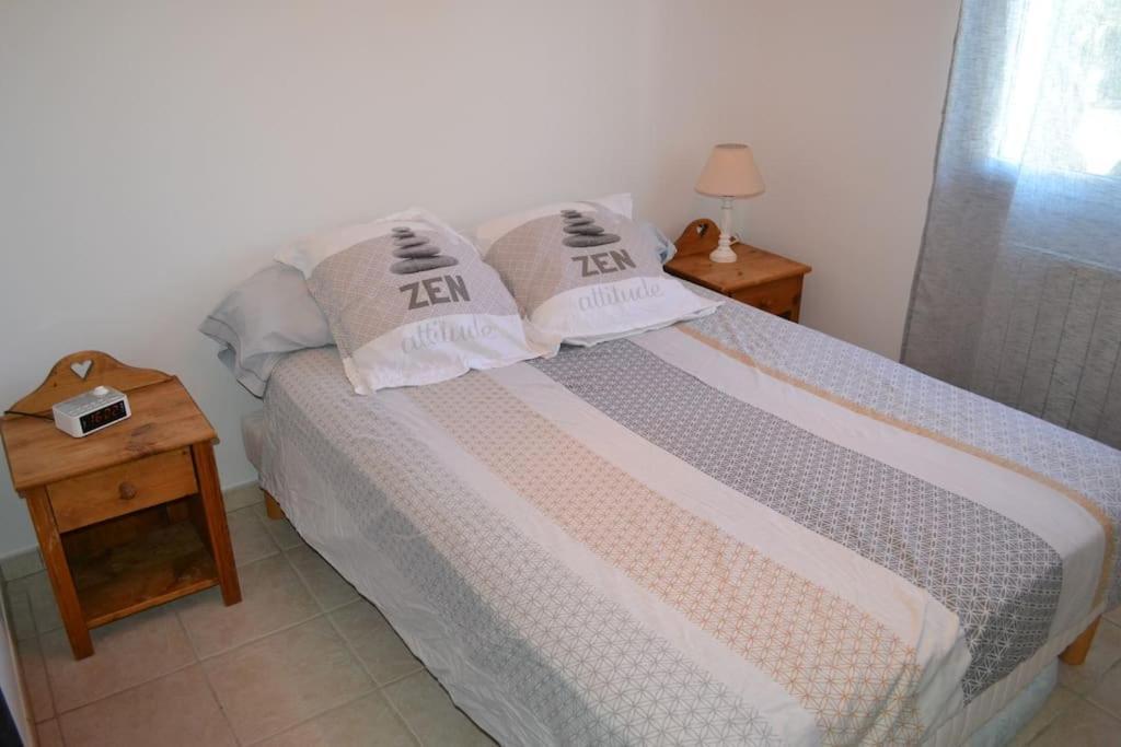 Joli Appartement Au Calme Entre Nimes Et Avignon Meynes Exteriér fotografie